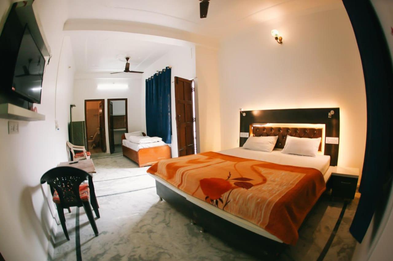 Maa Vaibhav Laxmi Guest House Rishīkesh Zewnętrze zdjęcie