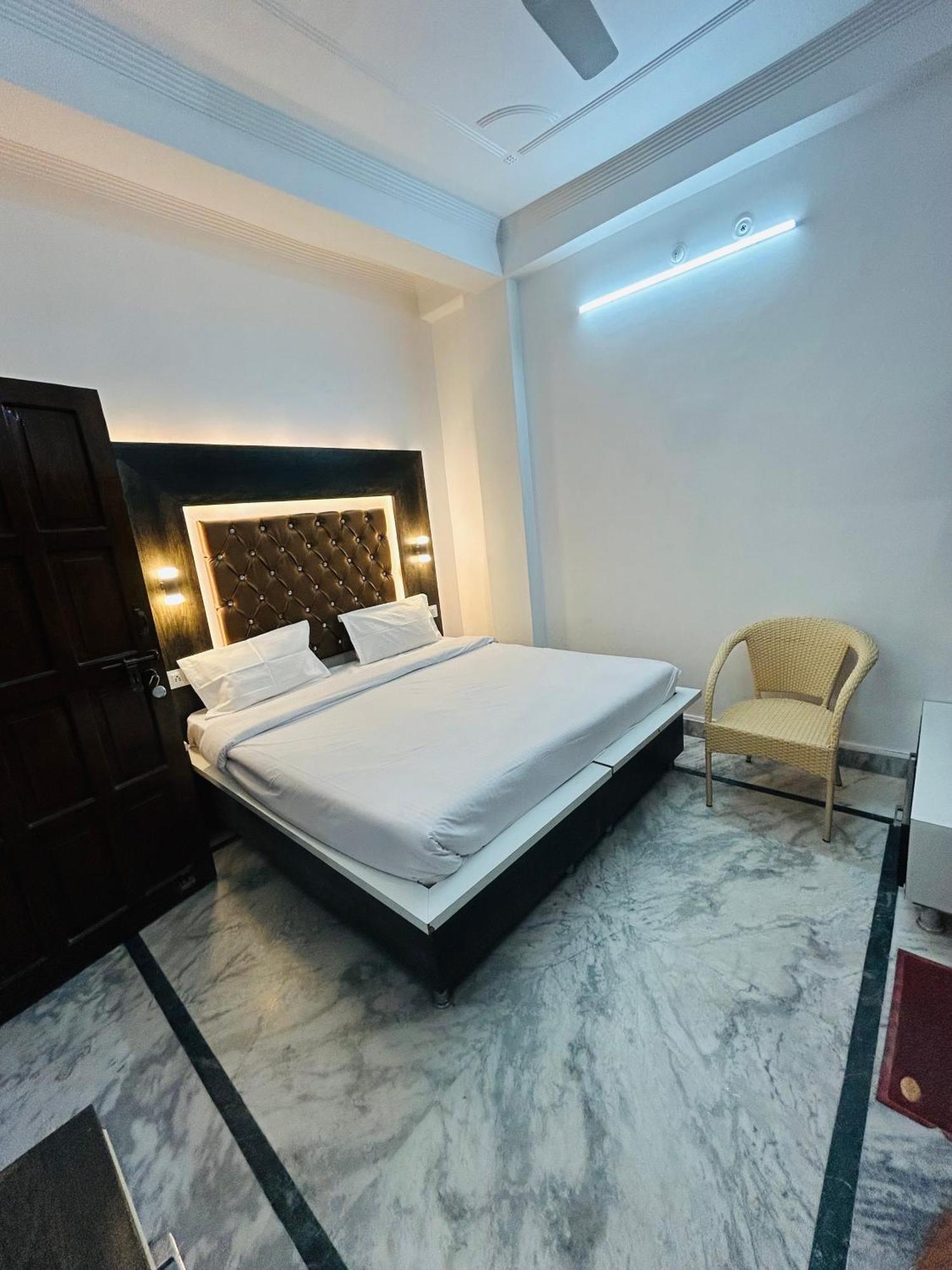 Maa Vaibhav Laxmi Guest House Rishīkesh Zewnętrze zdjęcie